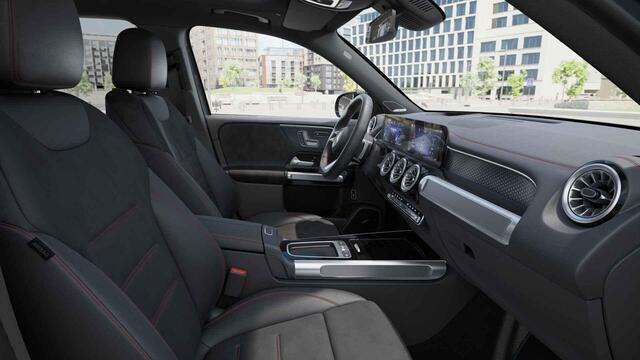 Mercedes-Benz EQB 250+ Business Solution AMG 71 kWh | Night | Panoramadak | Trekhaak | Burmester | Memory stoelen | Head-up display | Sfeerverlichting |