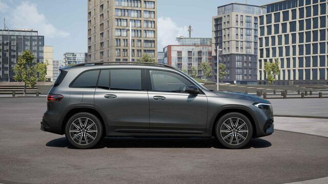 Mercedes-Benz EQB 250+ Business Solution AMG 71 kWh | Winter-pakket | Elektrisch wegklapbare trekhaak | Burmester | Panoramadak | Head-up display
