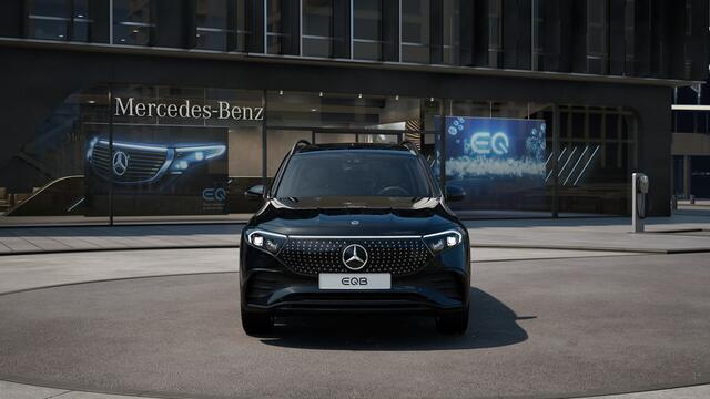 Mercedes-Benz EQB 250+ Business Solution AMG 71 kWh | Trekhaak | Nightpakket | Premium pakket | Parkeerpakket met 360°-camera | EASY PACK achterklep | Extra USB-poorten | KEYLESS-GO comfort pakket | Head-up display | Dodehoekassistent |