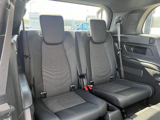 Mercedes-Benz EQB 250+ Business LIMITED | Panoramadak | Derde Zitrij | DISTRONIC Afstandsassistent | Dodehoekassistent | Privacy Glas Achter | Apple CarPlay | Android Auto | Sfeerverlichting | Stoelverwarming | Achteruitrijcamera | Elektrische Achterklep
