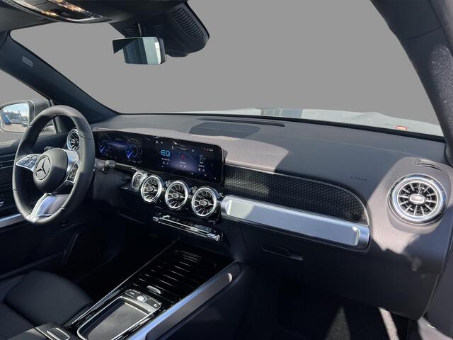 Mercedes-Benz EQB 250+ Business LIMITED | Panoramadak | Derde Zitrij | DISTRONIC Afstandsassistent | Dodehoekassistent | Privacy Glas Achter | Apple CarPlay | Android Auto | Sfeerverlichting | Stoelverwarming | Achteruitrijcamera | Elektrische Achterklep