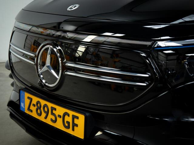 Mercedes-Benz EQB 250+ Business Edition Line: AMG