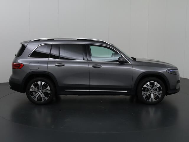Mercedes-Benz EQB 250+ Luxury Line | Panoramadak | Keyless Go | Sfeerverlichting | Getint Glas | Carplay | LED Koplampen | Dodehoek Ass.