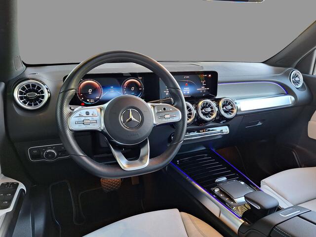 Mercedes-Benz EQB 350 4MATIC Edition 1 | Grijs Leder | Panormadak | Achteruitrijcamera | Stoelverwarming | Sfeerverlichting | Elektrische achterklep