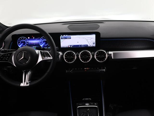 Mercedes-Benz EQB 250+ Luxury Line 71 kWh | Panoramadak | Sfeerverlichting | Stoelverwarming | Parkeercamera | Adaptieve Cruise Control* |