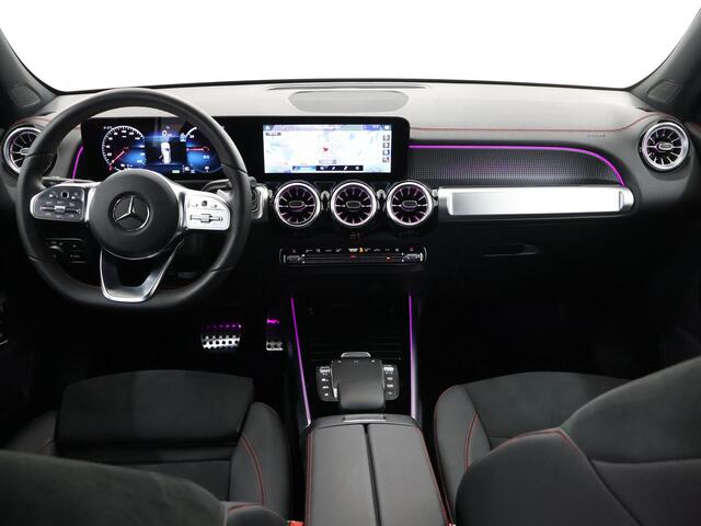 Mercedes-Benz EQB 250+ AMG-line | Apple Carplay | Dodehoek assistent | 20 inch Multispaaks | Sfeerverlichting | Stoelverwarming | Elektrische Achterklep |