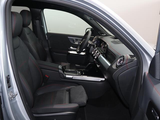 Mercedes-Benz EQB 250+ Business Solution AMG 71 kWh | Night | Panoramadak | Trekhaak | Burmester | Memory stoelen | Head-up display | Sfeerverlichting |
