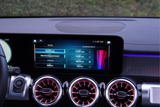 Mercedes-Benz EQB EQB 300 4MATIC | 7 Pers. Keyless Panorama Sfeerverlichting
