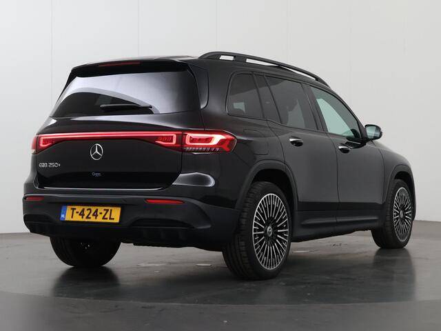 Mercedes-Benz EQB 250+ Sport Edition AMG 71 kWh | Panoramadak | Nightpakket incl 20'' | Sfeerverlichting | Keyless Go | Verstelbare demping