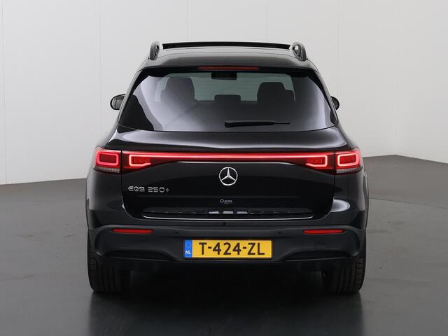 Mercedes-Benz EQB 250+ Sport Edition AMG 71 kWh | Panoramadak | Nightpakket incl 20'' | Sfeerverlichting | Keyless Go | Verstelbare demping