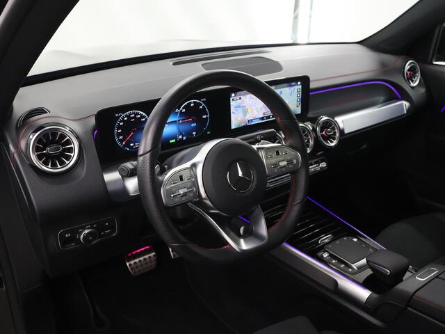 Mercedes-Benz EQB 250+ Sport Edition AMG 71 kWh | Panoramadak | Nightpakket incl 20'' | Sfeerverlichting | Keyless Go | Verstelbare demping