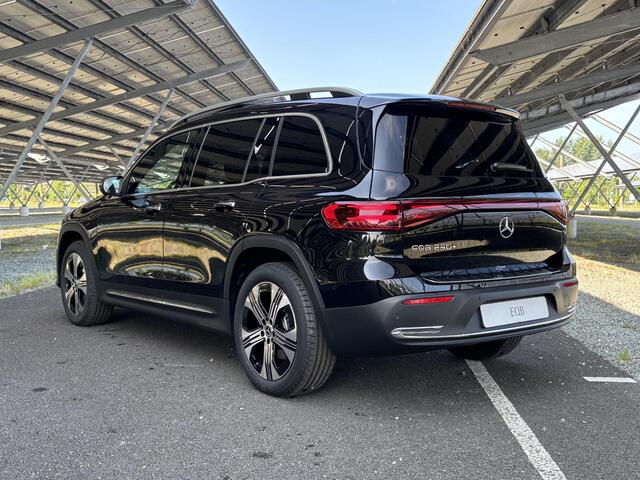 Mercedes-Benz EQB 250+ Luxury Line | Panoramadak | Winterpakket | Memory Stoelen | Keyless Go | Sfeerverlichting | Getint Glas | Apple Carplay |