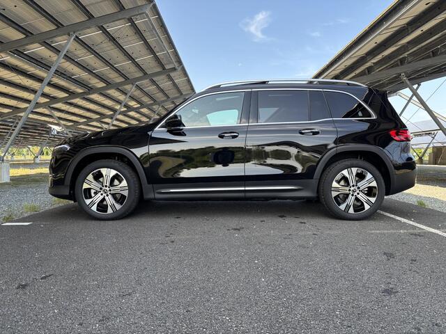 Mercedes-Benz EQB 250+ Luxury Line | Panoramadak | Winterpakket | Memory Stoelen | Keyless Go | Sfeerverlichting | Getint Glas | Apple Carplay |