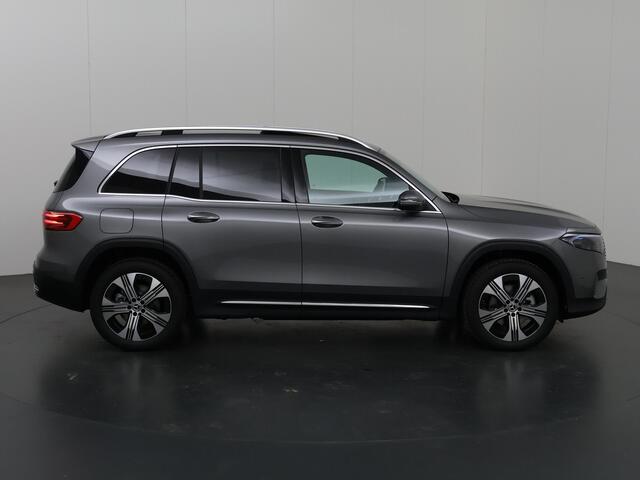 Mercedes-Benz EQB 250+ Luxury Line 71 kWh | Panoramaschuifdak | Stoelverwarming | Parktronic | Premium pakket |