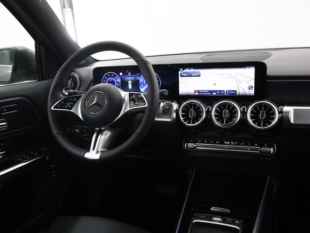 Mercedes-Benz EQB 250+ Luxury Line 71 kWh | Panoramaschuifdak | Stoelverwarming | Parktronic | Premium pakket |