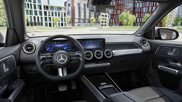 Mercedes-Benz EQB 250+ AMG Line 71 kWh | Panoramadak | Leder | Memory pakket | Elektrische achterklep |