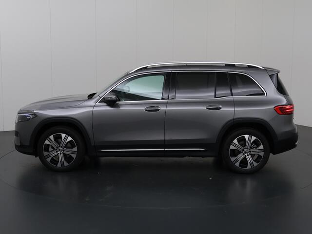 Mercedes-Benz EQB 250+ Luxury Line 71 kWh | Panoramaschuifdak | 19" LM velgen | Getint Glas | 360 camera | Winterpakket | Stuurverwarming |