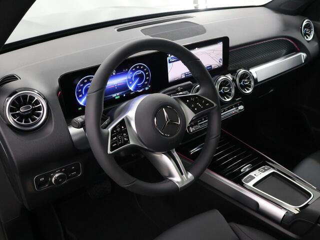 Mercedes-Benz EQB 250+ Luxury Line 71 kWh | Panoramaschuifdak | 19" LM velgen | Getint Glas | 360 camera | Winterpakket | Stuurverwarming |