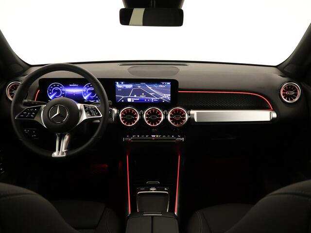 Mercedes-Benz EQB 250+ Business Line 7p. 71 kWh | Dodehoekassistent | Parkeerpakket met achteruitrijcamera | GUARD 360° Voertuigbescherming Plus | EASY PACK achterklep | Sfeerverlichting | Verwarmde stoelen vooraan | Smartphone integratie |