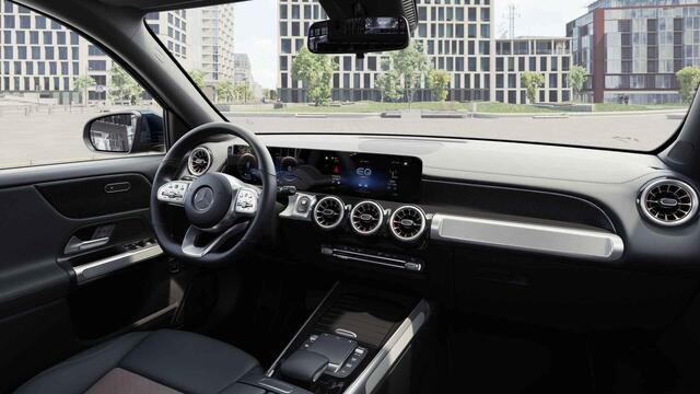 Mercedes-Benz EQB 300 4MATIC Luxury Line 67 kWh | Night | 360 graden camera | Stoelverwarming | Sfeerverlichting |