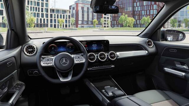 Mercedes-Benz EQB 300 4MATIC Luxury Line 67 kWh | Night | 360 graden camera | Stoelverwarming | Sfeerverlichting |