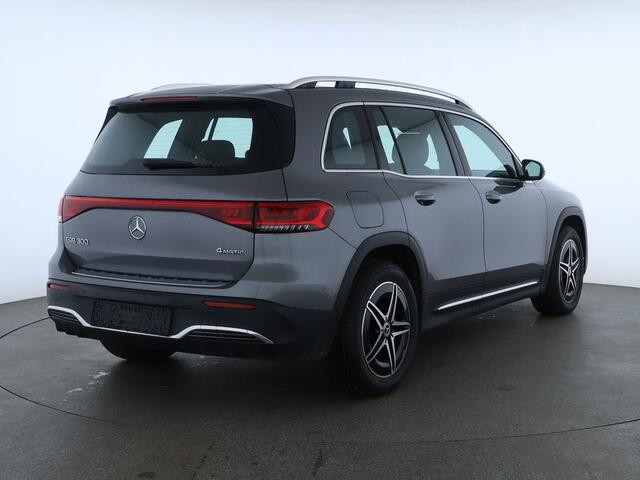 Mercedes-Benz EQB 300 4MATIC AMG Line 67 kWh AMG Line | Stoelverwarming | Ledkoplampen | Achteruitrijcamera | Sfeerverlichting | Dodehoek Assist. Inclusief 24 maanden MB Certified garantie voor Europa.