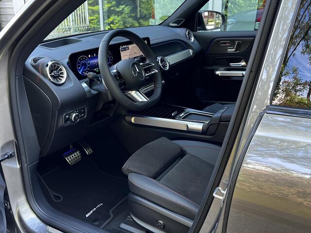 Mercedes-Benz EQB 250+ Business Solution AMG | Panoramadak | Night Pakket | Burmester Surround Sound | 360° Camera | Head-up Display | Dodehoekassistent | Elektrisch Verstelbare Stoelen + Memory | Stoelverwarming | Sfeerverlichting | Apple CarPlay | Android Auto