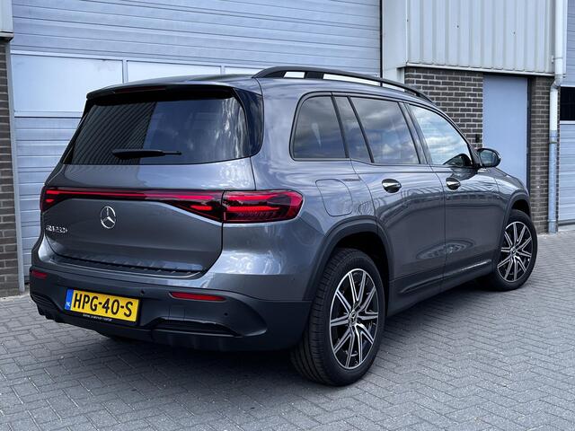 Mercedes-Benz EQB 250+ Business Solution AMG | Panoramadak | Night Pakket | Burmester Surround Sound | 360° Camera | Head-up Display | Dodehoekassistent | Elektrisch Verstelbare Stoelen + Memory | Stoelverwarming | Sfeerverlichting | Apple CarPlay | Android Auto