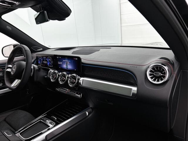 Mercedes-Benz EQB 250+ Business Solution AMG 71 kWh | Memorypakket | Augmented Reality navigatie | Head-up display | Burmester® 3D sound systeem | 360° camera | Panoramaschuifdak | Smartphone integratie |