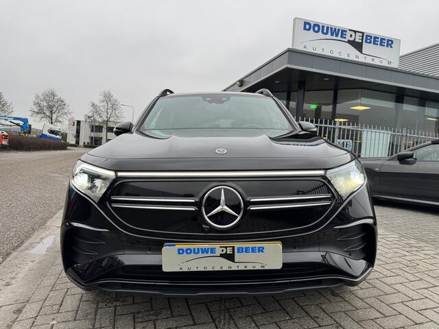 Mercedes-Benz EQB 300 4MATIC AMG Line 7p. 67 kWh Distronic | Night | 360-Camera | Keyless