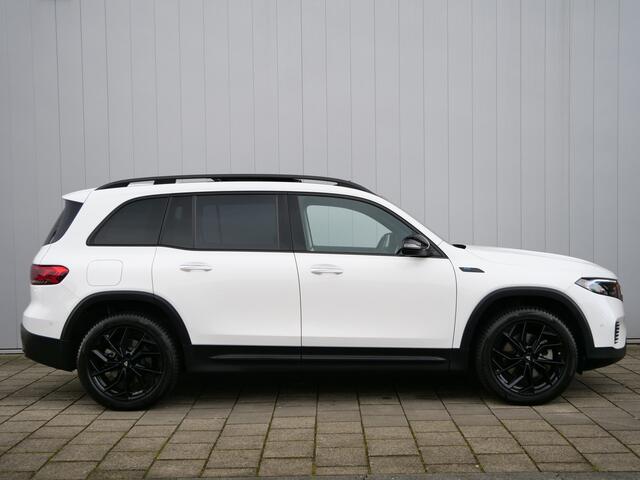 Mercedes-Benz EQB 300 4MATIC AMG Line 7p. 67 kWh Automaat Panoramadak / 19Inch / Led / Stoelverwarming / SOH 96,7%