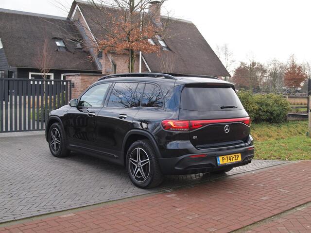 Mercedes-Benz EQB 250 AMG Line 67 kWh | SOH 95% | Panoramadak | Head-Up Display | 360 Camera | Sfeerverlichting |