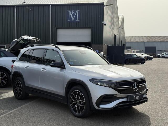 Mercedes-Benz EQB 250+ AMG Line 7p. 71 kWh | SOH 99% | 7 PERSOONS| ELEKTRISCHE ACHTERKLEP| STOELVERWARMING| DODE HOEK SENSOR| SFEERVERLICHTING| APPLE CARPLAY/ ANDROID AUTO