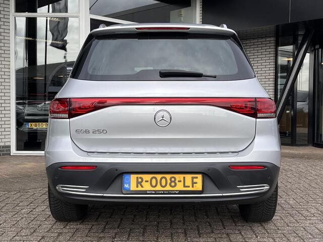 Mercedes-Benz EQB 250 Luxury Line 67 kWh