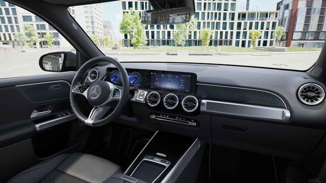Mercedes-Benz EQB 250+ Business Solution Luxury | Panoramadak | Dodehoekassistent | Stoelverwarming | Sfeerverlichting | Apple CarPlay | Android Auto | Verschuifbare Stoelen Achter | Elektrische Achterklep | Elektrisch Inklapbare Buitenspiegels | Achteruitrijcamera | Parke