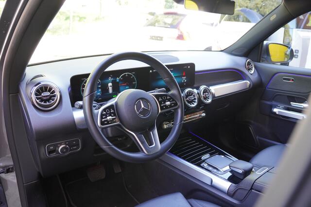 Mercedes-Benz EQB 250+ Luxury Line / Camera / Stoelverwarming / Comforstoel