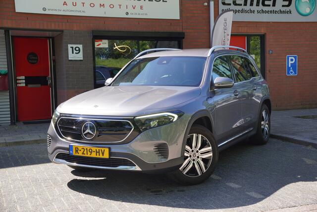 Mercedes-Benz EQB 250+ Luxury Line / Camera / Stoelverwarming / Comforstoel