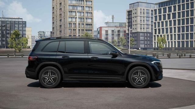 Mercedes-Benz EQB 250+ AMG Line 71 kWh | Night pakket | Winter pakket | Achteruitrijcamera | Stoelverwarming |