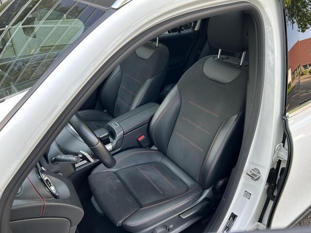 Mercedes-Benz EQB 300 4MATIC AMG | Panoramadak | smartphone pakket |