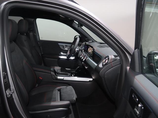 Mercedes-Benz EQB 250+ Business Solution AMG 71 kWh | Panoramaschuifdak | Dodehoekassistent | Led-Koplampen | Head-Up | Burmester |