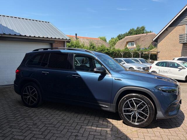 Mercedes-Benz EQB 4Matic AMG 7 ZITS Pano