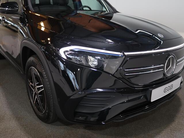 Mercedes-Benz EQB 300 4MATIC AMG Line | 7-persoons | Night | Memory | Panoramadak | Headup | Rijassistentiepakket |