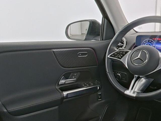 Mercedes-Benz EQB EQB 250+