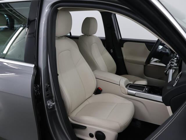 Mercedes-Benz EQB 300 4MATIC Luxury Line 67 kWh | Beige bekleding | Winter pakket | Achteruitrijcamera |