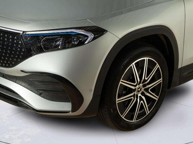Mercedes-Benz EQB 250+ Business Solution AMG 71 kWh | Panorama dak