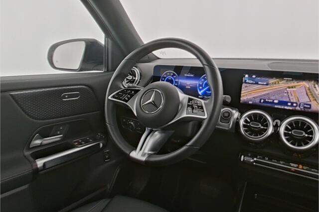 Mercedes-Benz EQB 250+ Business Line 71 kWh Panorama Schuif Kanteldak | Ledkoplampen | EASY PACK achterklep | Parkeerpakket met achteruitrijcamera. Inclusief 24 maanden MB Certified garantie voor Europa.