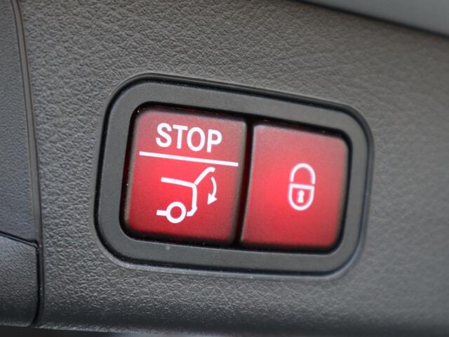 Mercedes-Benz EQB 250 AMG Line 7p. 67 kWh l Keyless l Stoelverwarming l Ambiente lichtpakket