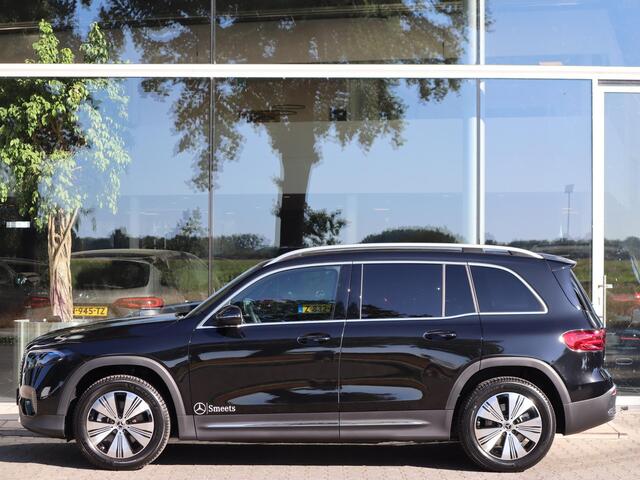 Mercedes-Benz EQB 250+ Essential Line 71 kWh l Trekhaak l Stoelverwarming l Achteruitrij camera