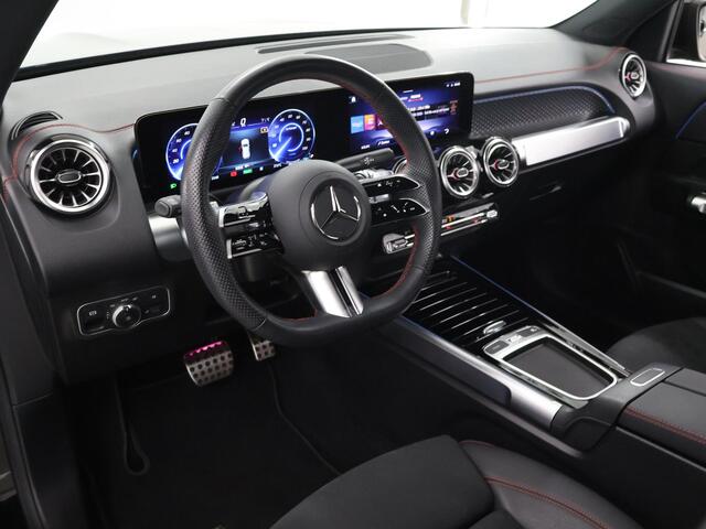Mercedes-Benz EQB 250+ AMG Line 71 kWh | Apple carplay | Night pakket | Stoelverwarming |