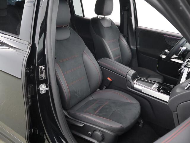 Mercedes-Benz EQB 250+ AMG Line 71 kWh | Apple carplay | Night pakket | Stoelverwarming |